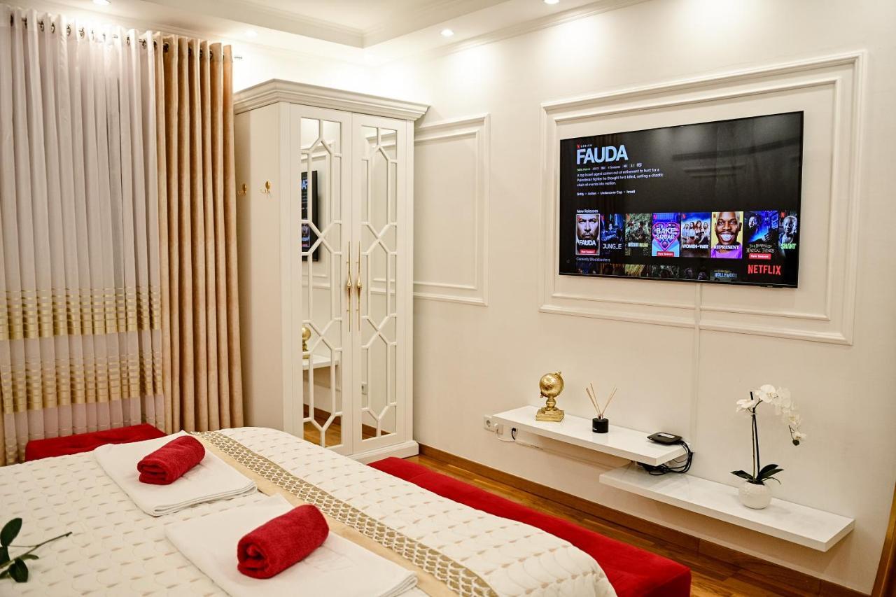 טוזלה Luxury Apartment Karic Free Parking מראה חיצוני תמונה